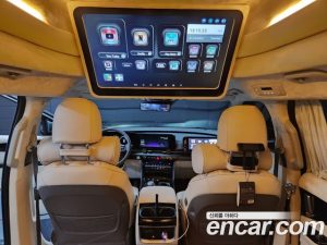 Kia Carnival Бензин 9-Seater HI-Limousine (Special Hi-End Version) 2023 года из Южной Кореи