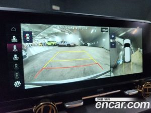 Kia Carnival Бензин 9-Seater HI-Limousine (Special Hi-End Version) 2023 года из Южной Кореи