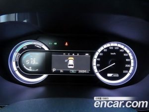 Kia Niro 1.6 HEV 2021 года из Южной Кореи
