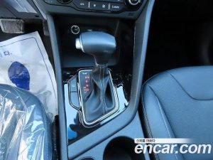 Kia Niro 1.6 HEV 2021 года из Южной Кореи