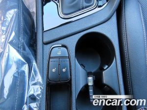 Kia Niro 1.6 HEV 2021 года из Южной Кореи