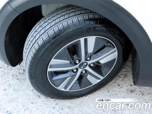 Kia Niro 1.6 HEV 2021 года из Южной Кореи