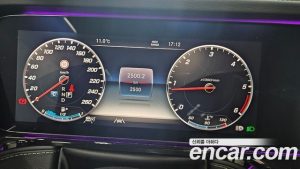 Mercedes-Benz G-Class G400 d 2023 года из Южной Кореи