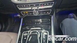 Mercedes-Benz G-Class G400 d 2023 года из Южной Кореи