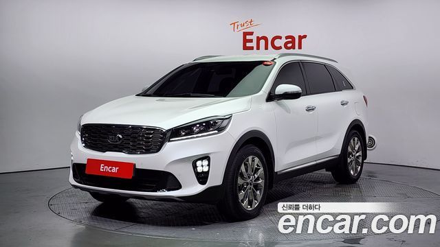 Kia Sorento Дизель 2.0 2WD 2020 года из Кореи