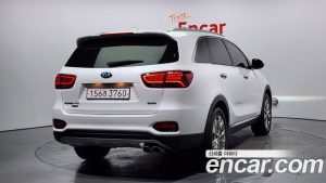 Kia Sorento Дизель 2.0 2WD 2020 года из Южной Кореи