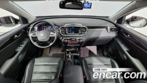 Kia Sorento Дизель 2.0 2WD 2020 года из Южной Кореи