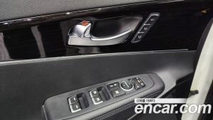 Kia Sorento Дизель 2.0 2WD 2020 года из Южной Кореи