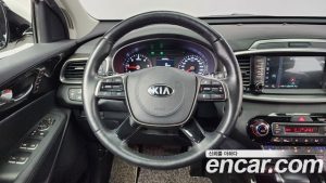 Kia Sorento Дизель 2.0 2WD 2020 года из Южной Кореи