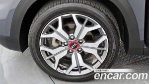 Kia Seltos Дизель 1.6 2WD 2020 года из Южной Кореи