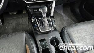 Kia Seltos Дизель 1.6 2WD 2020 года из Южной Кореи