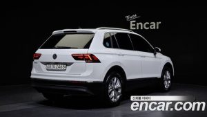 Volkswagen Tiguan 2.0 TDI Premium 2020 года из Южной Кореи