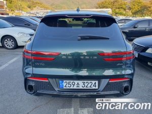 Genesis GV70 2.5T Бензин AWD 2023 года из Южной Кореи