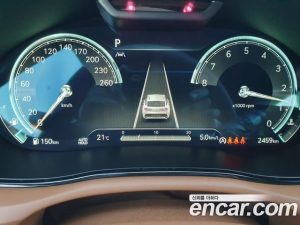 Genesis GV70 2.5T Бензин AWD 2023 года из Южной Кореи