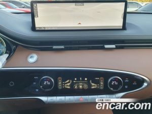 Genesis GV70 2.5T Бензин AWD 2023 года из Южной Кореи