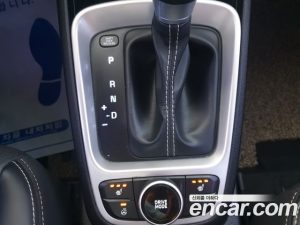 Hyundai Venue 1.6 Modern 2020 года из Южной Кореи