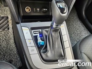 Hyundai AVANTE 1.6 2020 года из Южной Кореи