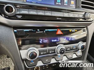 Hyundai AVANTE 1.6 2020 года из Южной Кореи