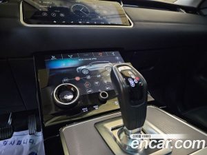 Land Rover Range Rover Evoque D180 SE 2020 года из Южной Кореи