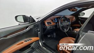 Maserati Ghibli 3.0 2020 года из Южной Кореи