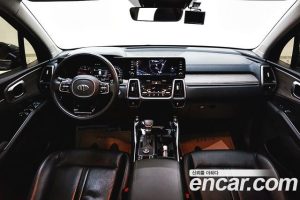Kia Sorento Дизель 2.2 2WD 2021 года из Южной Кореи