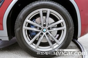 BMW X4 xDrive20i M Sport X 2021 года из Южной Кореи
