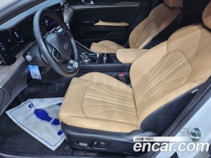 Kia K5 2.0 2021 года из Южной Кореи