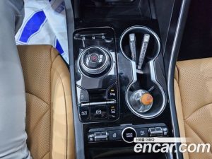 Kia K5 2.0 2021 года из Южной Кореи