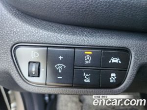 Kia Seltos Дизель 1.6 2WD 2021 года из Южной Кореи