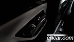 Kia Carnival Бензин 9-Seater Noblesse 2023 года из Южной Кореи