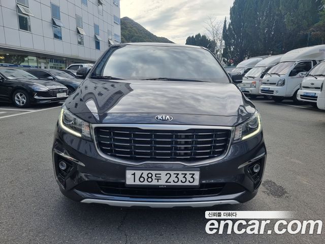 Kia Carnival 9-Seater Prestige 2020 года из Кореи