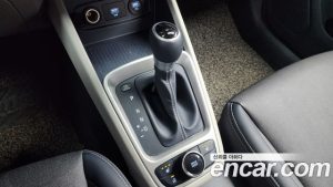 Hyundai Venue 1.6 Modern 2020 года из Южной Кореи