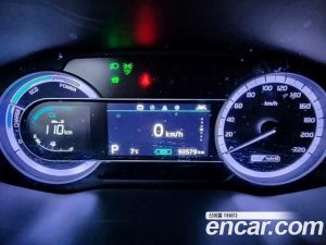 Kia Niro 1.6 HEV 2021 года из Южной Кореи