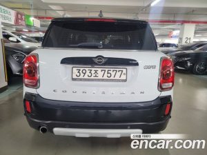 Mini Countryman Savile Row Edition 2020 года из Южной Кореи