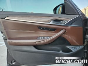 BMW 5-Series 520d xDrive M Sport Plus 2020 года из Южной Кореи