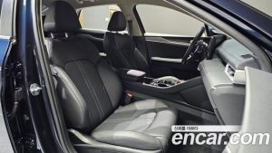 Kia K5 Prestige 2021 года из Южной Кореи