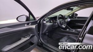 Kia K5 2.0 2021 года из Южной Кореи