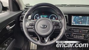 Kia Niro Noblesse 2020 года из Южной Кореи