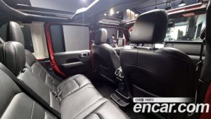 Jeep Wrangler 2.0 Overland Unlimited Top 4Door 80th Anniversary Edition 2021 года из Южной Кореи