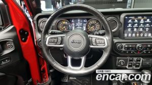 Jeep Wrangler 2.0 Overland Unlimited Top 4Door 80th Anniversary Edition 2021 года из Южной Кореи