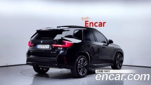 BMW X1 sDrive 20i M Sport 2023 года из Южной Кореи