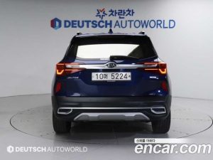 Kia Seltos Бензин 1.6 Turbo 4WD 2020 года из Южной Кореи