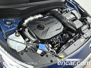 Kia Seltos Бензин 1.6 Turbo 4WD 2020 года из Южной Кореи