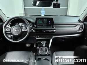 Kia Seltos Бензин 1.6 Turbo 4WD 2020 года из Южной Кореи
