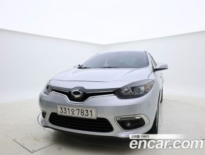 Renault-KoreaSamsung SM3 SE 2019 года из Южной Кореи