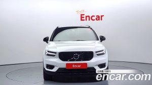 Volvo XC40 B4 R-디자인 2021 года из Южной Кореи