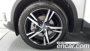 Volvo XC40 B4 R-디자인 2021 года из Южной Кореи