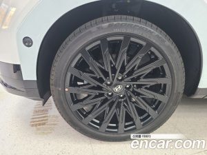 Hyundai Santafe Бензин 2.5T 4WD 2024 года из Южной Кореи