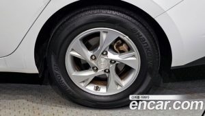 Hyundai AVANTE 1.6 2021 года из Южной Кореи