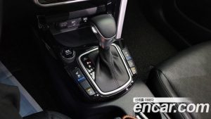 Kia Seltos Бензин 1.6 Turbo 2WD 2022 года из Южной Кореи
